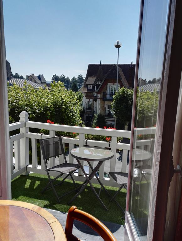 Marie Anne Hotel Deauville Eksteriør billede