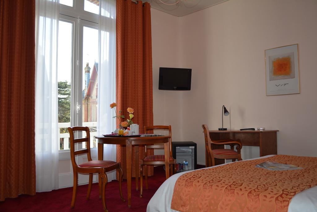Marie Anne Hotel Deauville Eksteriør billede